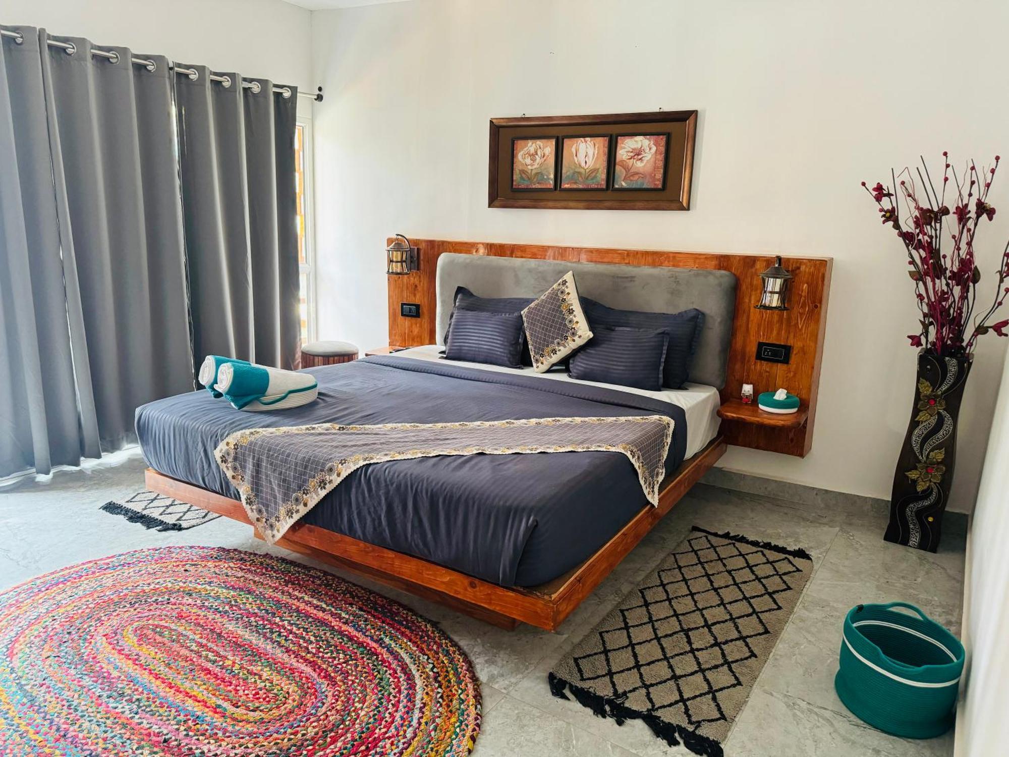 White Turtle Hotel Morjim Εξωτερικό φωτογραφία