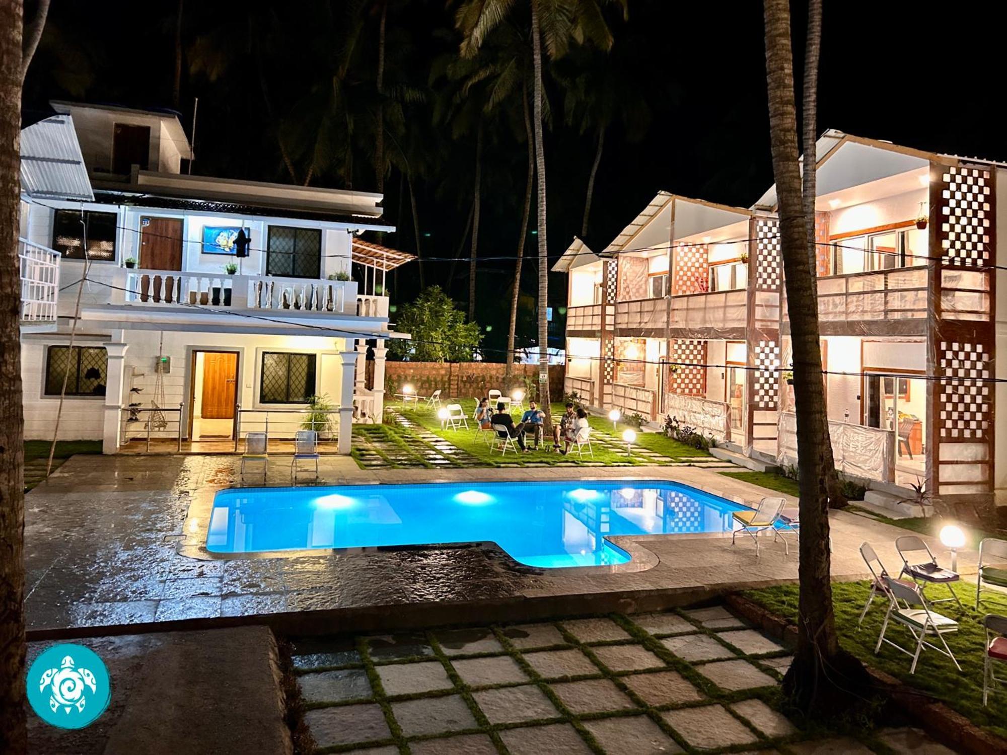 White Turtle Hotel Morjim Εξωτερικό φωτογραφία
